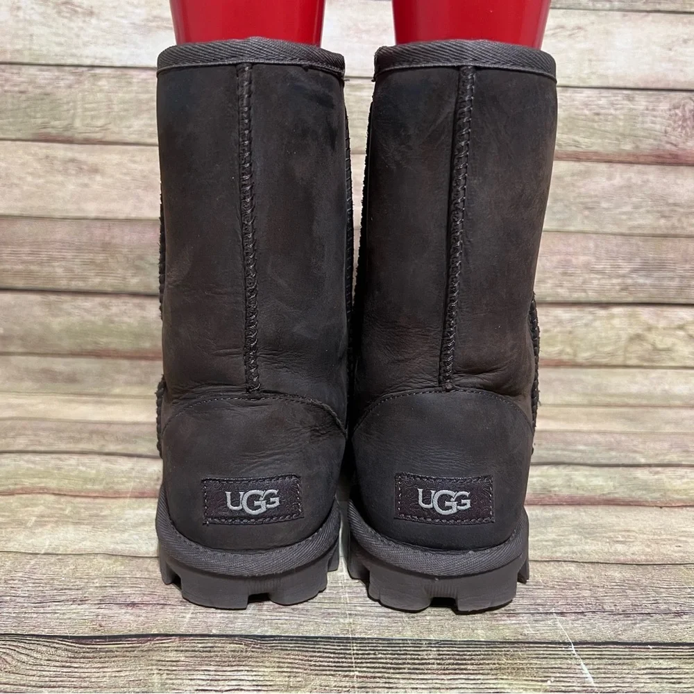 Ugg Brown Mocha Leather Classic Short Boots